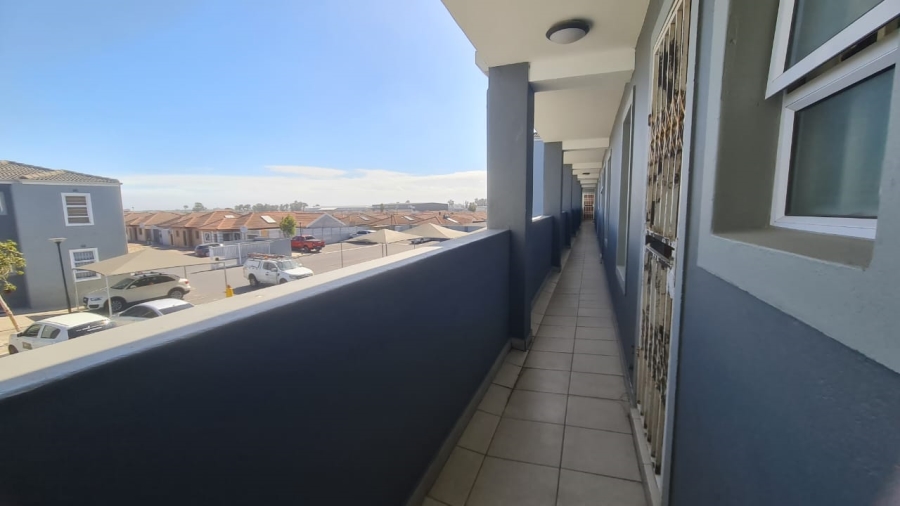To Let 2 Bedroom Property for Rent in Hagley Western Cape